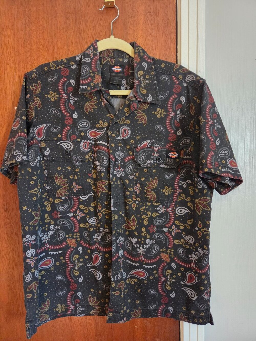 Dickies Mens Casual Shirt - Paisley Print - Short Sleeve - Size M